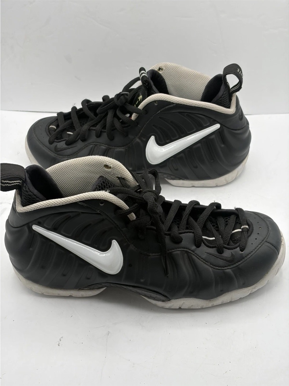 Nike Foamposite Pro “Dr. Doom” Black/White 624041-006 Men’s Size 8.5 - Picture 5 of 16